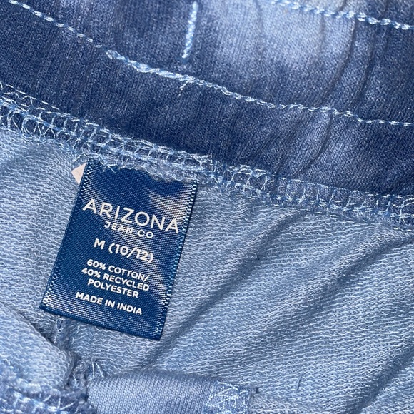 Boys/Girls Cotton Shorts - Picture 2 of 3